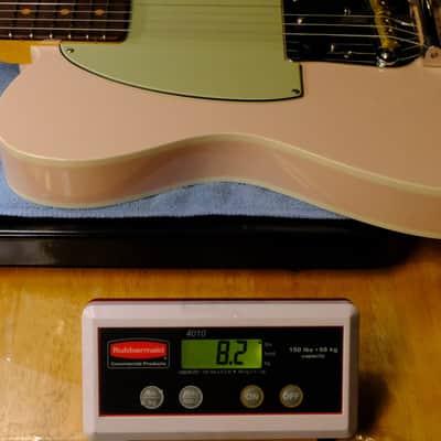 Mint Fender 1963 Esquire® Custom Bigsby® DLX Closet Classic - Faded Shell Pink image 13