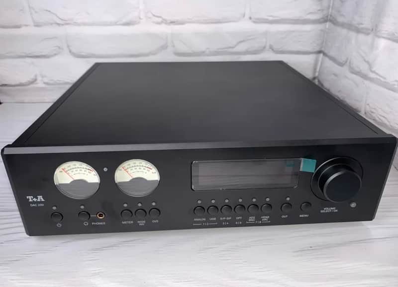 T+A DAC 200 High-End D/A Converter & Preamp | Series 200 image 1