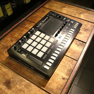 Pioneer Toraiz SP-16 Sampler and Sequencer 2010s - Black imagen 3
