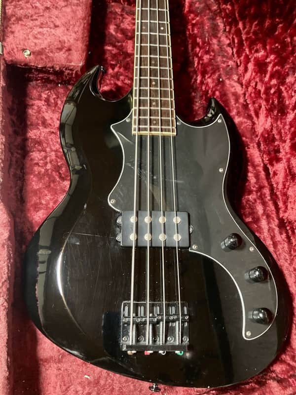 Grassroots G-VP-46B Viper Bass Black Electric Bass Guitar Used