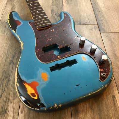Made to Order - FRANCHIN Jupiter bass body Relic Aged 100% Nitro Lacquer COLOR OVER COLOR (Sunburst/ Black/ White/ Blue/ Green/ Yellow/ Red/ Pink/ Burgundy/ Purple/ Gold/ Silver, etc.) Basswood Poplar Precision-Bass Style Made in Italy image 7