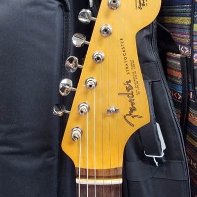 Fender Vintera III Early '60s Stratocaster Sonic Blue, Dlx Gig-Bag! image 4
