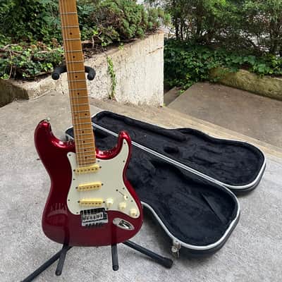 Fender Contemporary Series Made in Japan SSS Stratocaster 1985 - 1987 - Red image 24