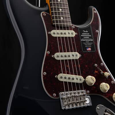 Fender American Professional Classic Stratocaster Faded Black image 5