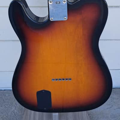 FENDER DELUXE NASHVILLE TELECASTER ROSEWOOD FINGERBOARD BROWN SUNBURST ELECTRIC W/BAG - 2003 (USED) image 7