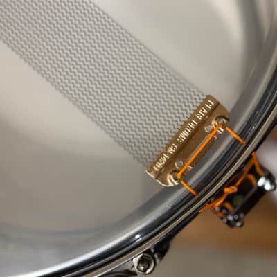 Pearl DUX1465BR Duoluxe 14x6.5" Chrome Over Brass Snare Drum 2021 - Present - Nicotine White Marine Pearl Inlay image 11