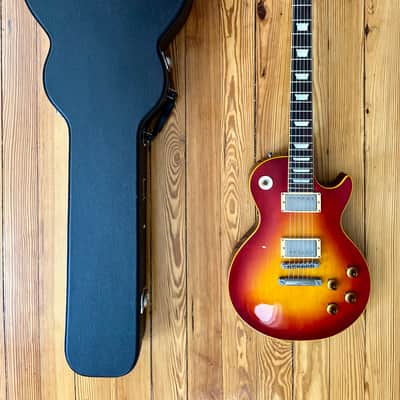 Greco Mint Collection Series Super Real EG59-50 with Hard Shell Case image 1