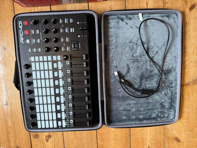 Akai APC40 MKII 2010s - Black image 1