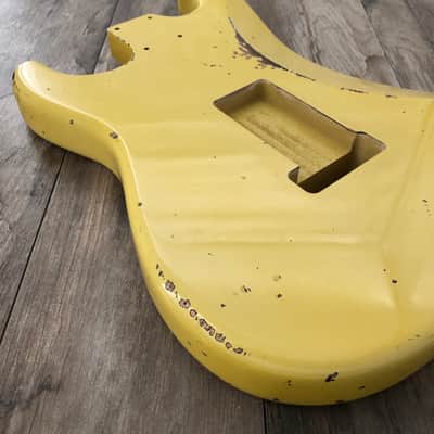 Immagine FRANCHIN Mercury guitar body Relic Aged Vintage White 100% Nitro Lacquer Cracks SSS Red Alder Stratocaster-Strat-S-Style Made in Italy - Stock piece #23080626 - 12