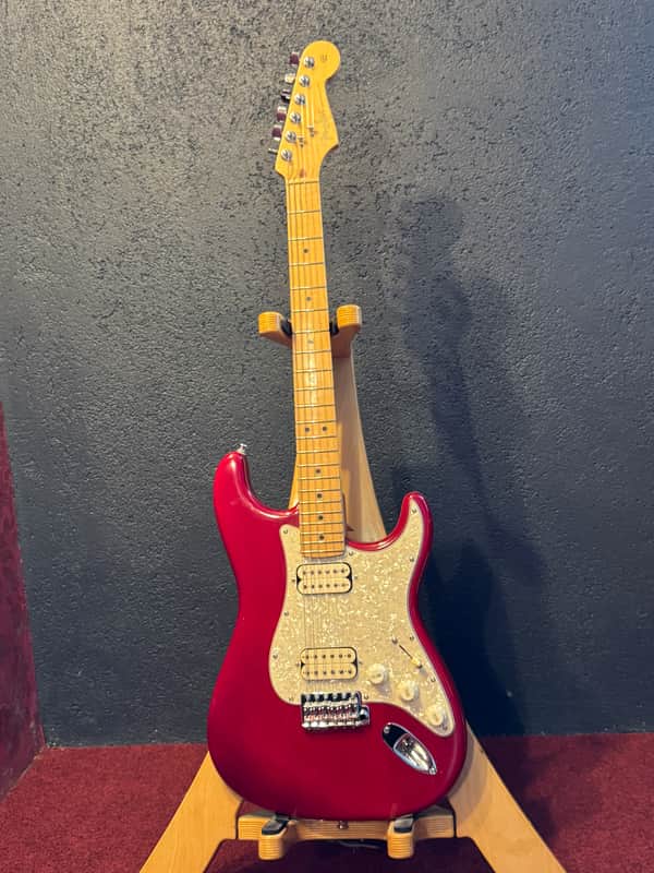 Fender Highway One Stratocaster Red with Kloppmann 59s Humbucker HH