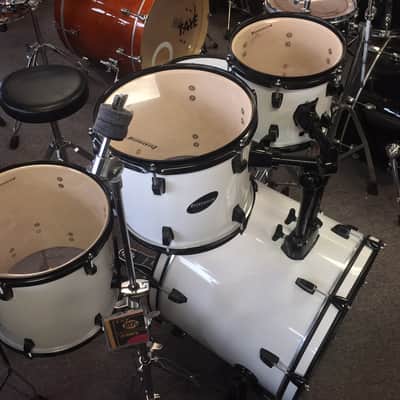 Ludwig Accent CS Combo Five Piece Drum Kit with Hardware image 3