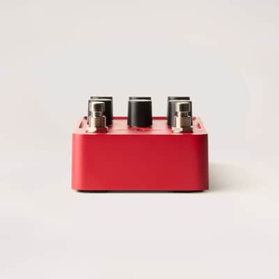 Universal Audio ANTI | 1992 High Gain Amp Simulator Pedal. New with Full Warranty! image 3