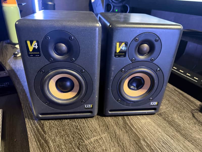 KRK V4 Series 2 2-Way 4" Active Studio Monitors (Pair) 2006 - 2007 - Black image 1