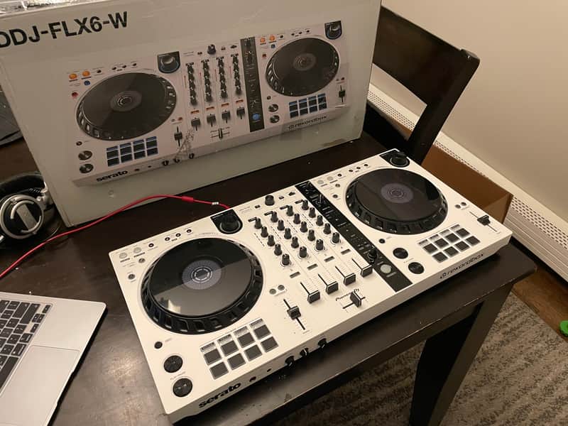 Pioneer DDJ-FLX6-W DJ Controller for Serato DJ Pro & Rekordbox