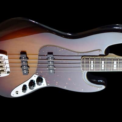 G&L USA JB 2018 - 3-Tone Sunburst image 4