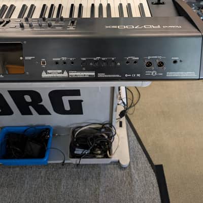 Roland RD-700SX 88-Key Digital Stage Piano image 9