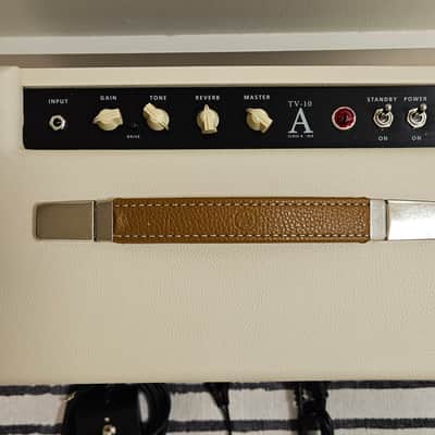 B-Stock - Blackstar TV-10A 10-Watt 1x12" Tube Combo Amp - Cream image 4