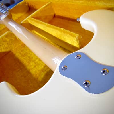 Mosrite Ventures 12 String Vintage 1966 Electric Guitar Mark XII Near Mint Pearl White with HSC image 9
