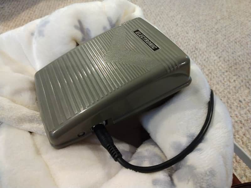 Sewing Machine Expression Pedal Bild 1
