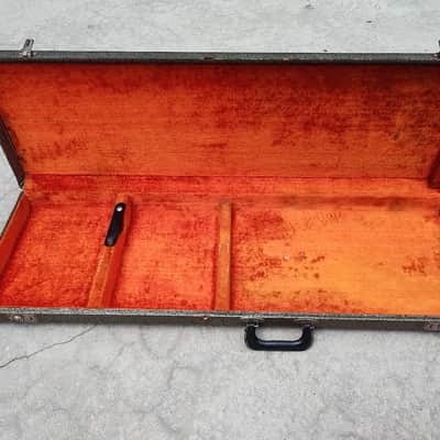 Vintage 60's Fender Hardshell Case for Mustang Duosonic Musicmaster Bronco - Salt & Pepper Covering image 2