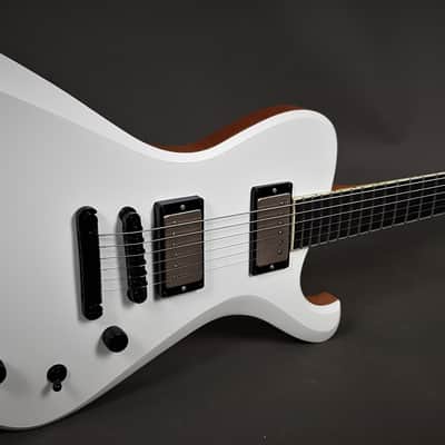 Manuel Ali Guitars Underdog #6 2020 matt white image 13