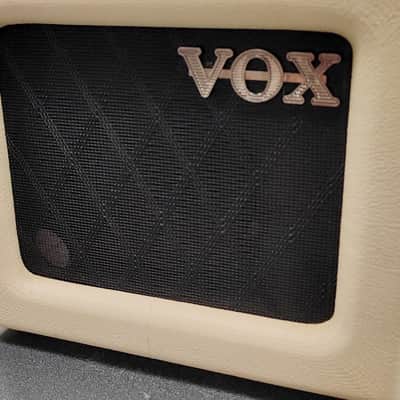 Vox Mini3 G2 3W Battery Powered Modeling Amp 2010s - Ivory image 4