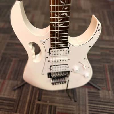 Ibanez JEMJR-WH Steve Vai Signature with Jatoba Fretboard 2018 - Present - White image 8
