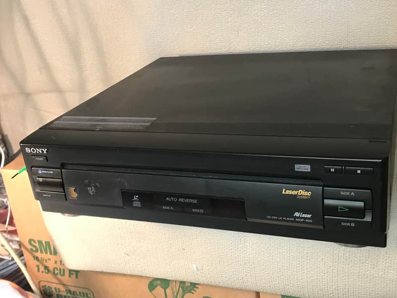 Sony CD/CDV/LD Laser Disc Player MDP-500 Bild 1