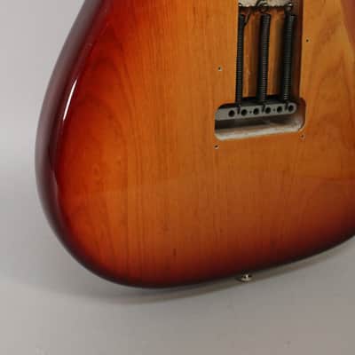 2010 Fender Standard Stratocaster Sienna Burst w/OHSC image 21