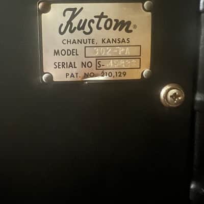 Kustom 302-PA Tuck and Roll image 4