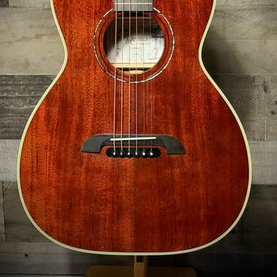 Alvarez Yairi Masterworks Honduran Parlor FST6 - B-Stock (PYM66HD) image 3