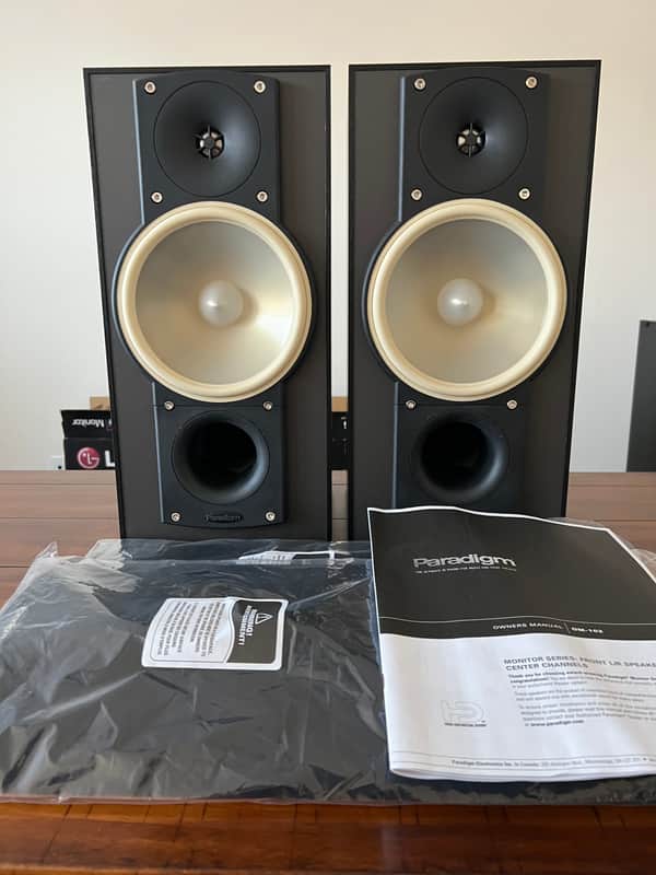 Paradigm Titan v.6 Monitor Speakers - EXCELLENT! image 1