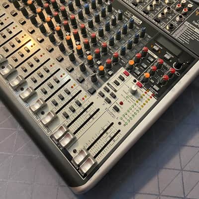 Behringer Xenyx QX2222USB Mixer with USB Interface and Effects 2015 - Present - Standard image 4