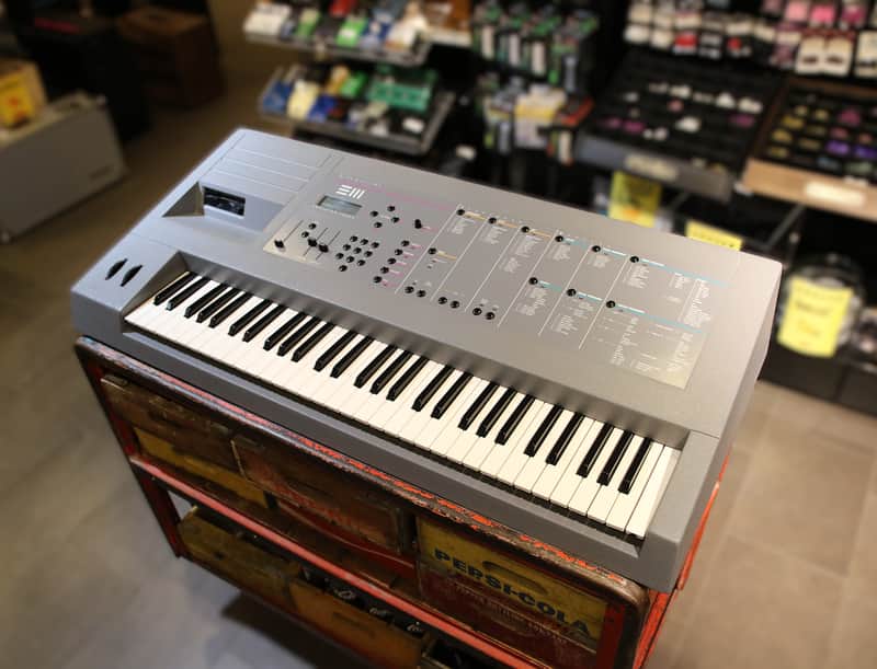E-MU Systems Emulator III 61-Key 16-Voice Sampler Workstation 1987 - Grey image 1