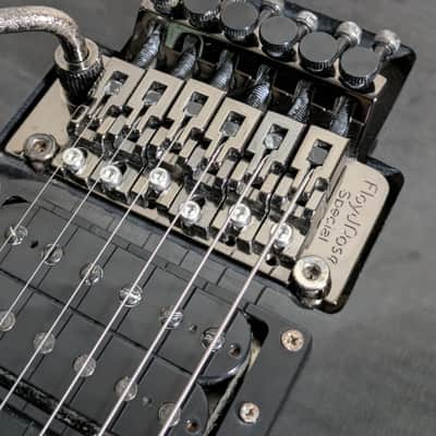 ESP Horizon Kiko 27 Frets Heel Cut 2013 See Thru Black Grass Roots image 18