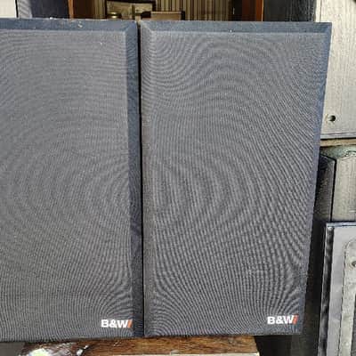 B&W DM110 large bookshelf speakers in very good condition - 1980's image 2