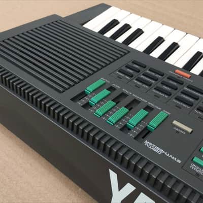 Yamaha PSS-460 FM Synthesizer Keyboard (SEGA, YM3812, 470) image 9