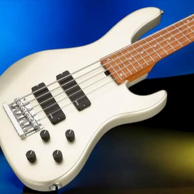 Sadowsky MetroExpress 5-String 24-Fret Modern Bass Roasted Maple Fingerboard 5-String High Polish, Solid Champagne Metallic High Polish image 1
