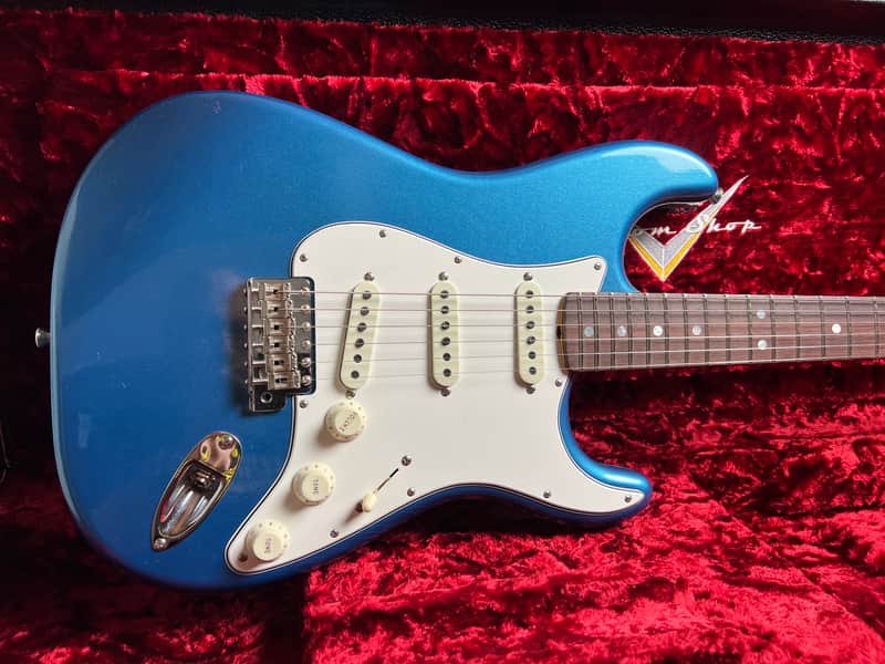 Fender  Custom Shop '66 Strat® Deluxe Closet Classic, Rosewood Fingerboard Aged Lake Placid Blue image 1