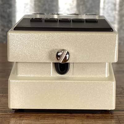Boss NS-1X Noise Suppressor Guitar Effect Pedal image 3