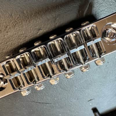 Carlino Rock Bottom bridge/sustain block system with tailpiece 2025 - Chrome image 11