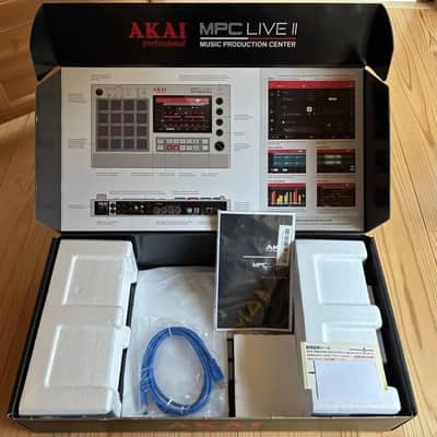 Akai MPC Live II Standalone Sampler / Sequencer Retro Edition 2020 - Present - Grey image 6