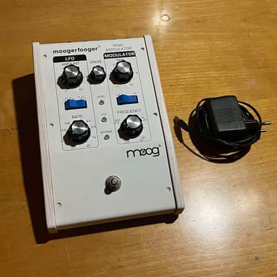 Moog MF-102 Moogerfooger Ring Modulator - White image 2