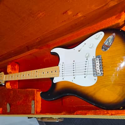 Used Fender 1954 American Vintage Reissue Stratocaster 2015 - Sunburst w/ OHSC image 6