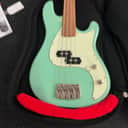 Sandberg California Vs (Lionel) Short Scale Bass Seafoam Green / Norwegian Roasted Maple Neck
