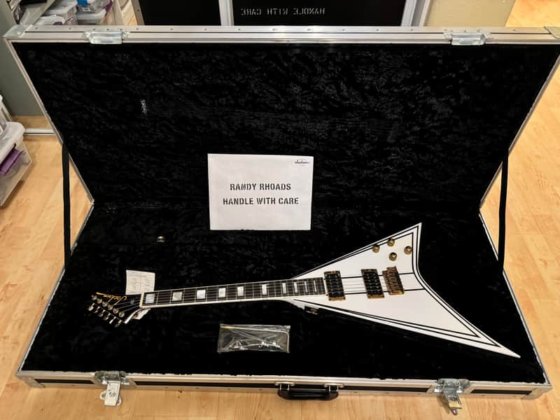 Jackson Randy Rhoads Concorde Tribute 2010 - White image 1