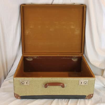 Straw Field Italian Hard Case for Accordion 20.75" x 16.50" x 10" (52.75cm x 42cm x 25.50cm) image 2