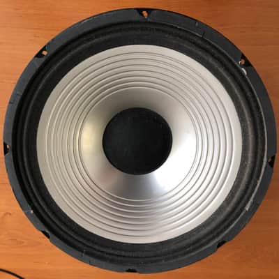 Dayton Audio ND105-8 – Driver Midbass In Alluminio Da 4″ Con Cuscinetto In Gomma – 8 Ohm – 30W RMS – Xmax 4mm