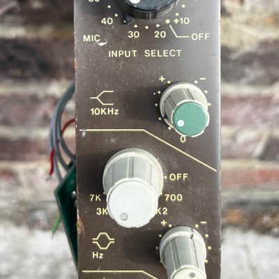 Raindirk Series 4  1970s channel strip - pre/eq image 2