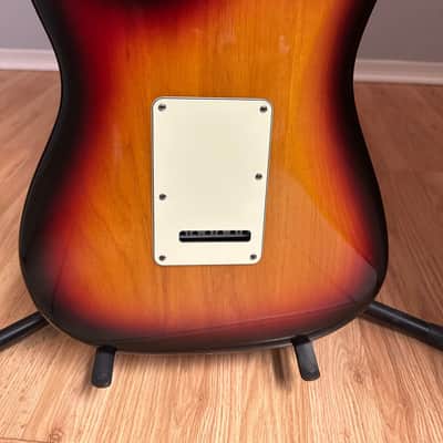 Fender American Deluxe Fat Stratocaster HSS with Rosewood Fretboard 1999 - 2003 3-Color Sunburst image 11